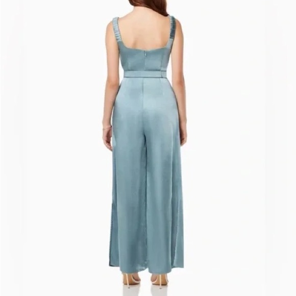 Elliatt | Janzen Satin Jumpsuit - Picture 2 of 7